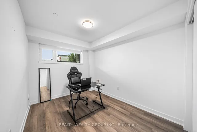 Additional image 20 of 185 Veterans Dr Unit 11