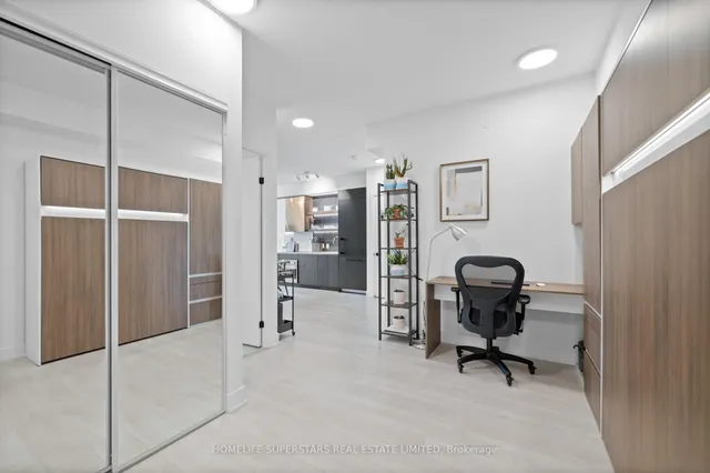 Additional image 3 of 1285 Queen St Unit 306