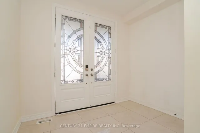 Additional image 3 of 7 Amaretto Crt