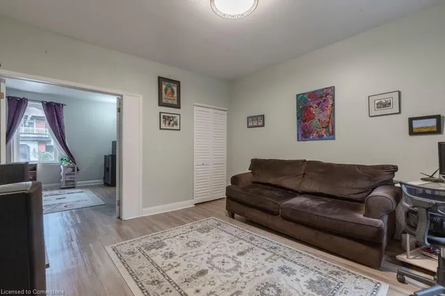 Additional image 11 of 196 Bold St