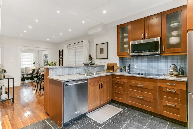 Additional image 20 of 92 Chatham Ave