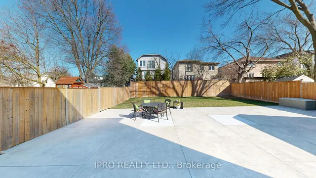 Additional image 28 of 98 Poyntz Ave