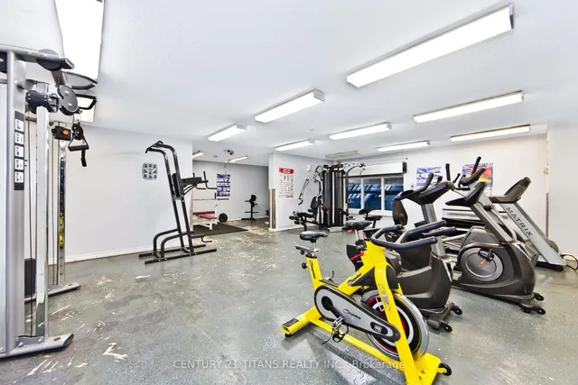 Additional image 18 of 4064 Lawrence Ave Unit 501