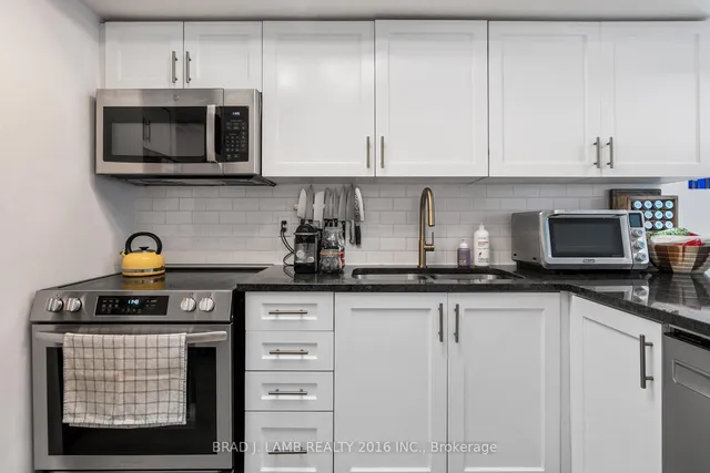 Additional image 5 of 262 St. Helens Ave Unit TH #114