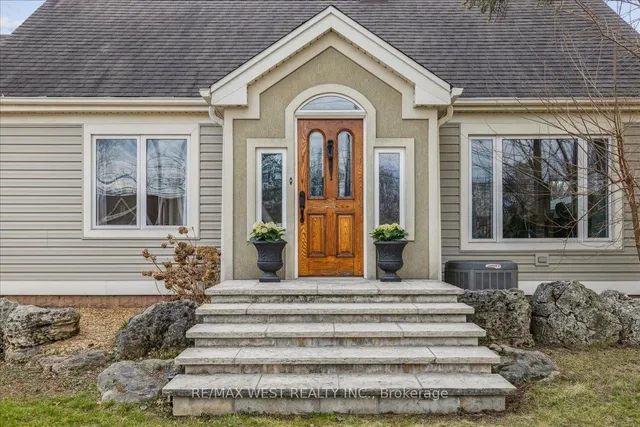 Additional image 3 of 1032 King Rd