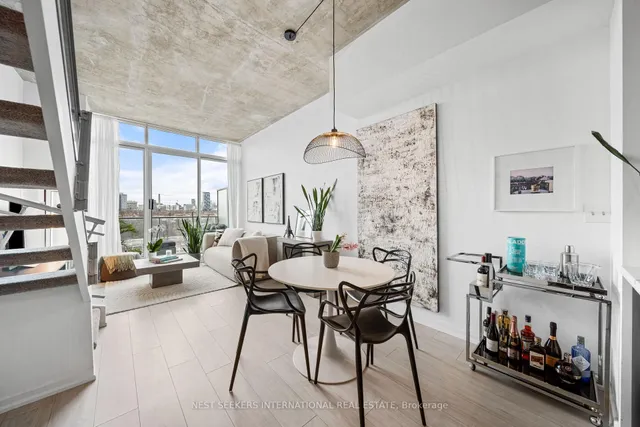 Additional image 34 of 388 Richmond St Unit 919