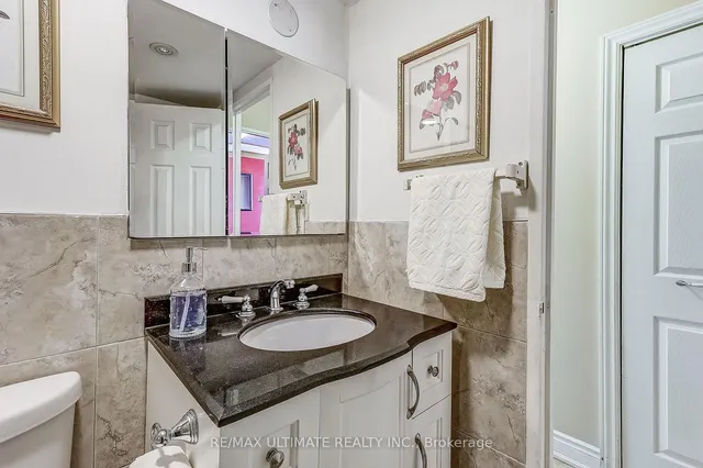 Additional image 18 of 541 Blackthorn Ave Unit 1005