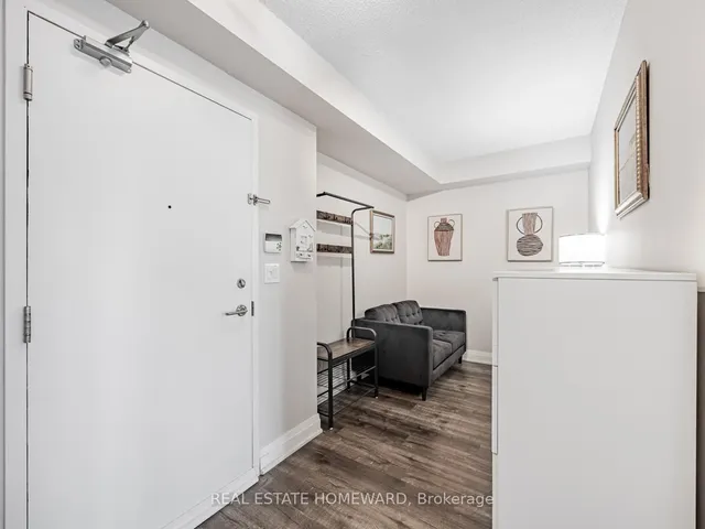 Additional image 2 of 120 Dallimore Circ Unit 814