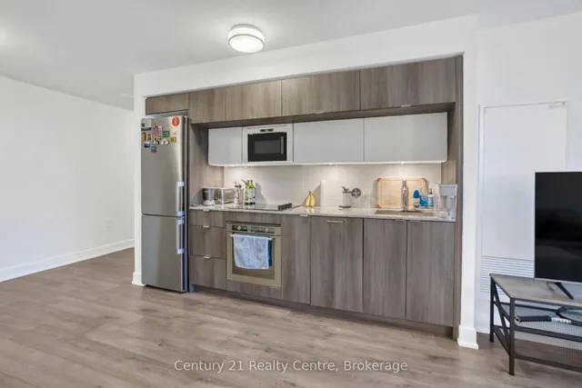 Additional image 21 of 585 Bloor St E . St Unit 524