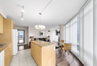 Additional image 4 of 2803-373 Front St W