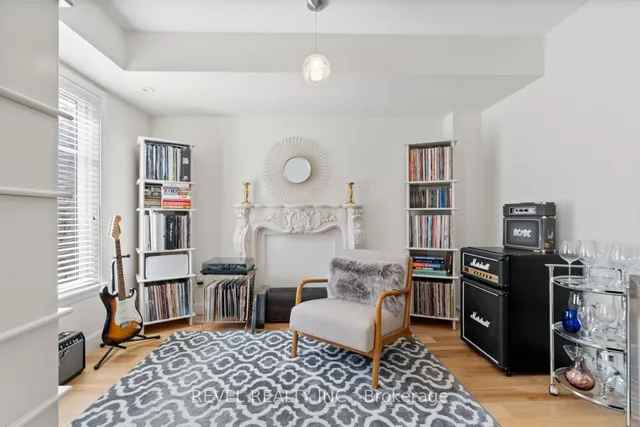 Additional image 11 of 50 Western Battery Rd Unit 918