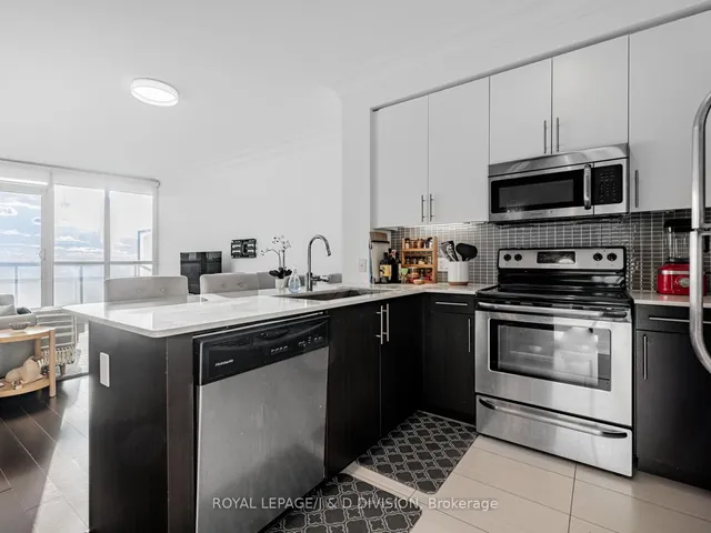 Additional image 15 of 530 St Clair Ave Unit 1101