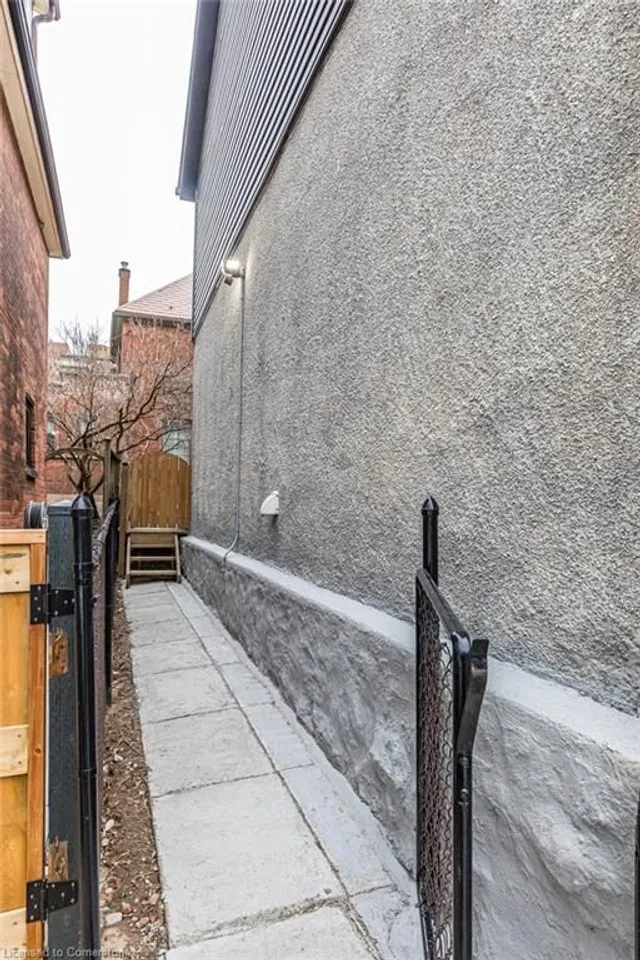 Additional image 40 of 196 Bold St