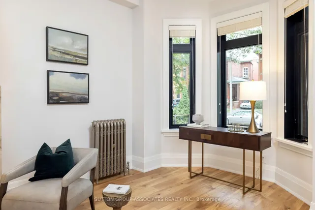 Additional image 33 of 38 Howland Ave