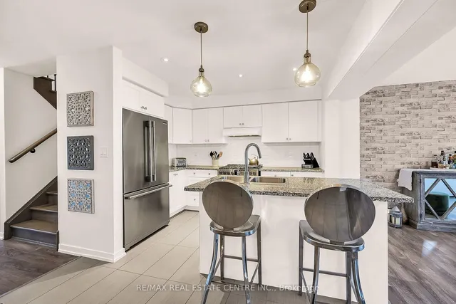 Additional image 10 of 18 Scarletwood St