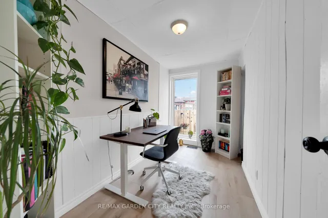 Additional image 12 of 92 GLENDALE Ave