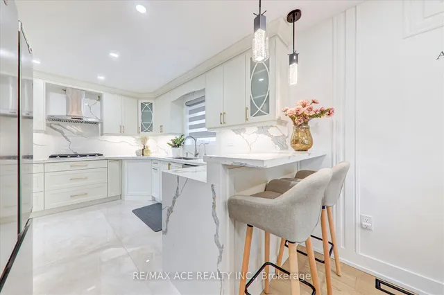 Additional image 10 of 35 Darlingside Dr