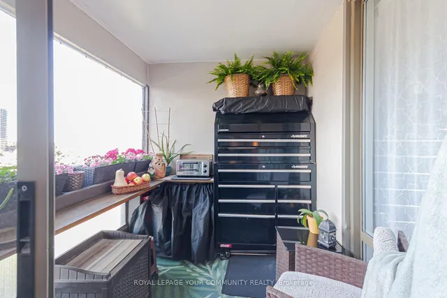 Additional image 31 of 475 The West Mall N/A Unit 714