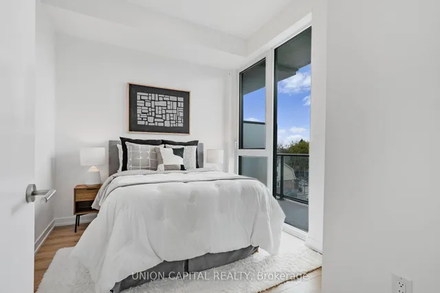 Additional image 6 of 500 Dupont St Unit 306