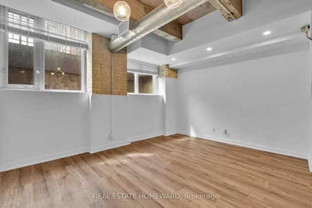 Additional image 10 of 201 Carlaw Ave Unit 128