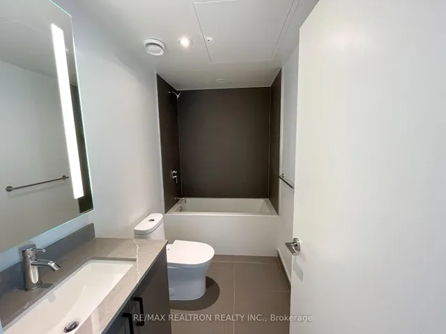 Additional image 24 of 135 East Liberty St Unit 1907