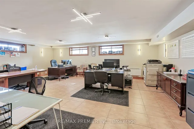 Additional image 32 of 27 Fenton Way