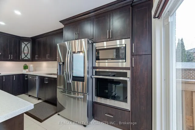 Additional image 17 of 11 Redcastle St