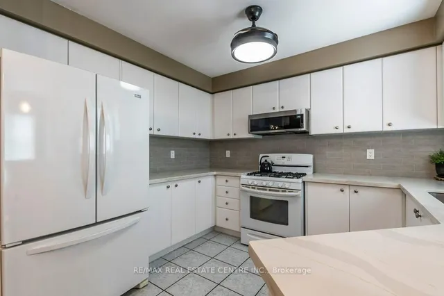 Additional image 10 of 46 Livingston Rd