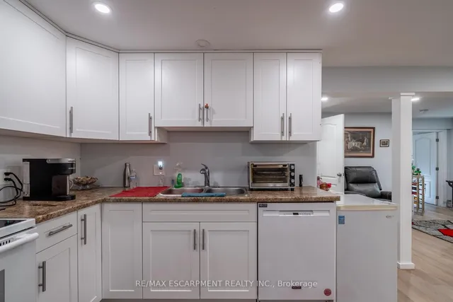 Additional image 15 of 81 Hamilton St