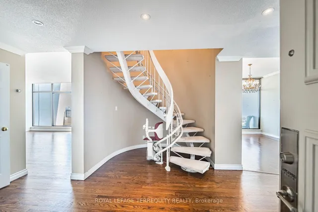 Additional image 7 of 1333 Bloor St Unit PH11