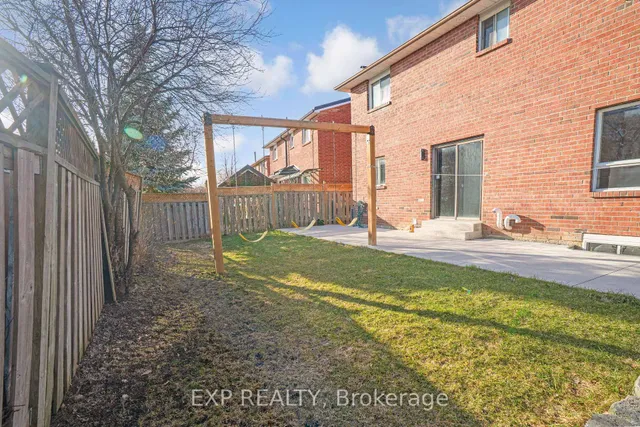 Additional image 30 of 48 La Rose Crt