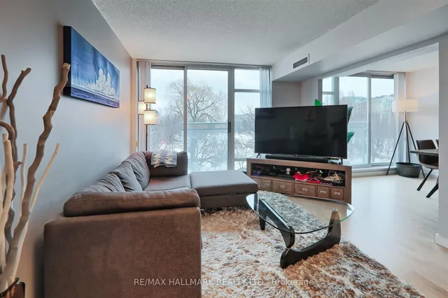 Additional image 13 of 650 Queens Quay Unit 509