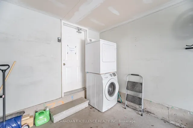 Additional image 30 of 9 MAGDALENE Cres