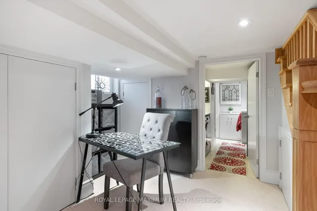 Additional image 30 of 527 Merton St