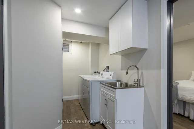 Additional image 5 of 377 Military Tr Unit 33