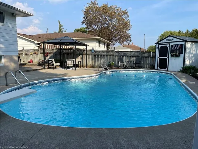 Additional image 27 of 700 Woodview Rd