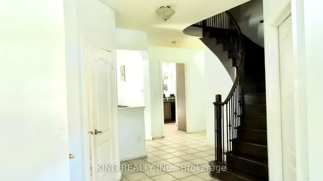 Additional image 3 of 34 Lynnvalley Cres