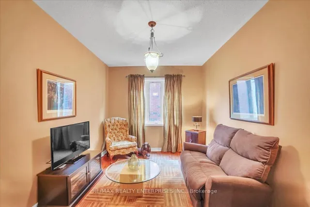 Additional image 16 of 18 Southcrest Crt