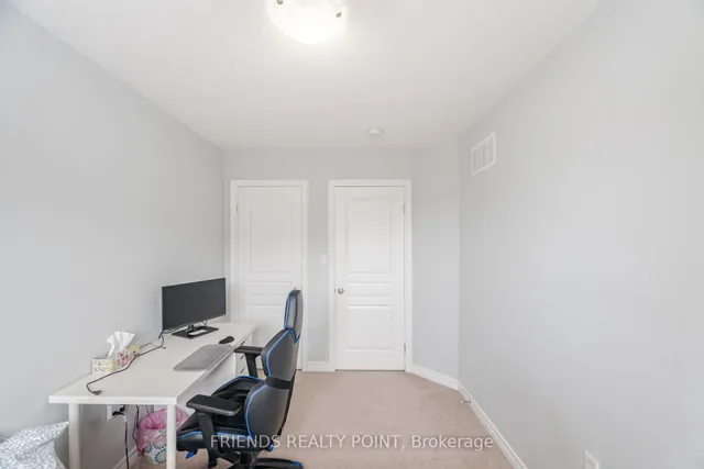 Additional image 29 of 37 Charleswood Cres