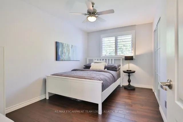 Additional image 24 of 685 CASTLEGUARD Cres