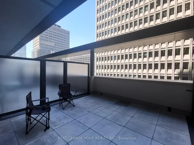 Additional image 9 of 955 Bay St Unit 907