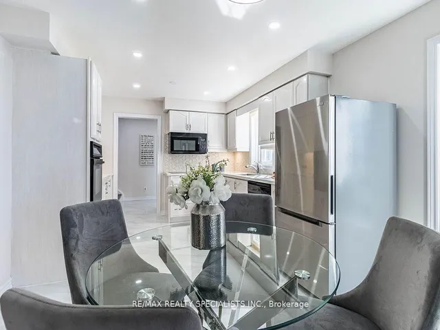 Additional image 15 of 140 Pressed Brick Dr