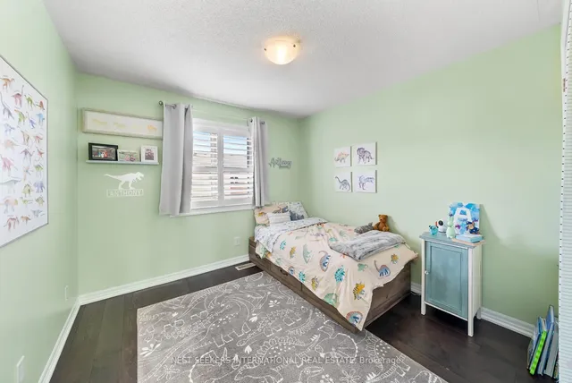 Additional image 32 of 48 Whitmer St