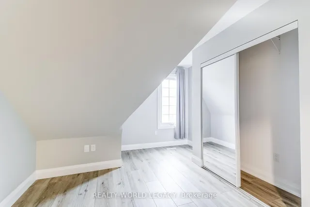 Additional image 9 of 2055 Walker's Line Unit 240