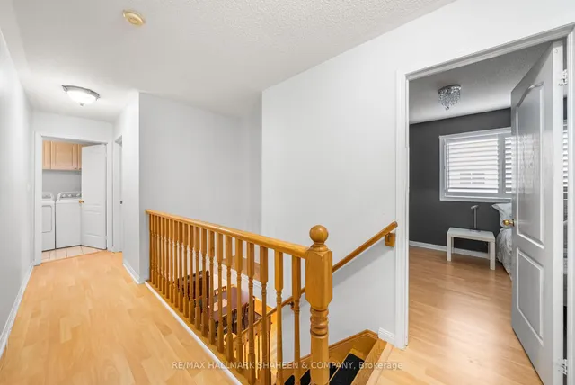 Additional image 32 of 32 Rowland St