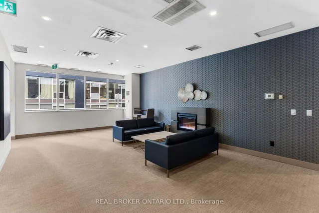 Additional image 22 of 250 Wellington St Unit 1227