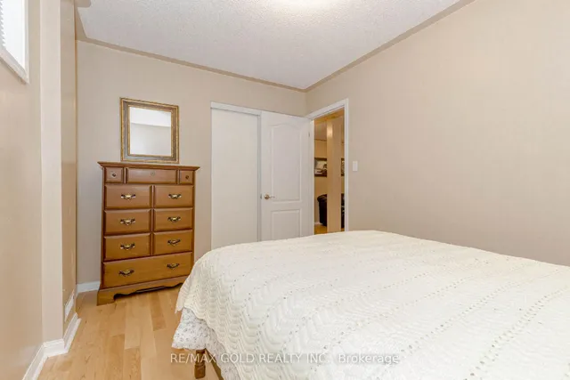 Additional image 35 of 243 Cresthaven Rd