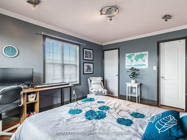 Additional image 21 of 707 Trudeau Dr