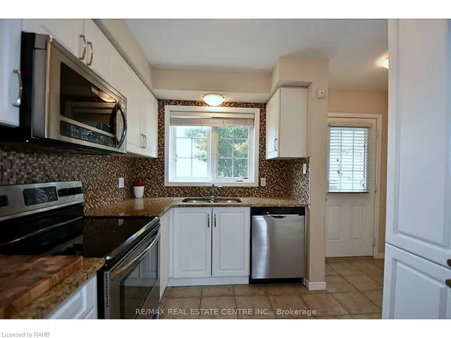 Additional image 4 of 1328 Upper Sherman Ave Unit 18