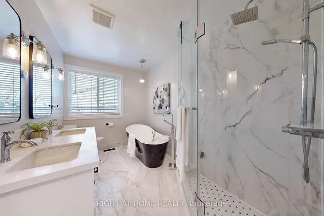 Additional image 24 of 34 Goddard St